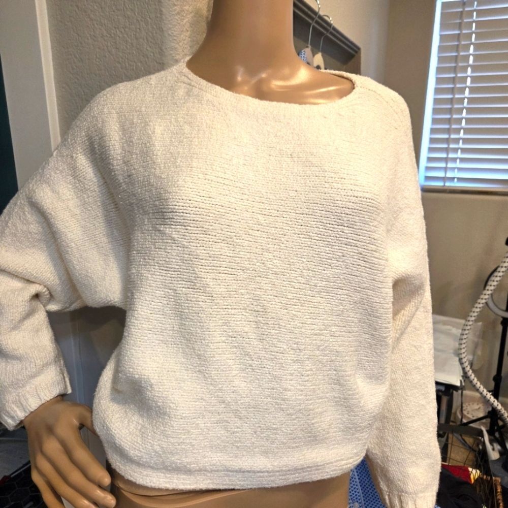 Abercrombie & Fitch Cream Crop Sweater Dolman Batwing Sleeves Size XS